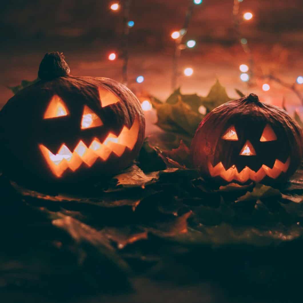 How To Spend Halloween In Mount Dora - Life In Lake