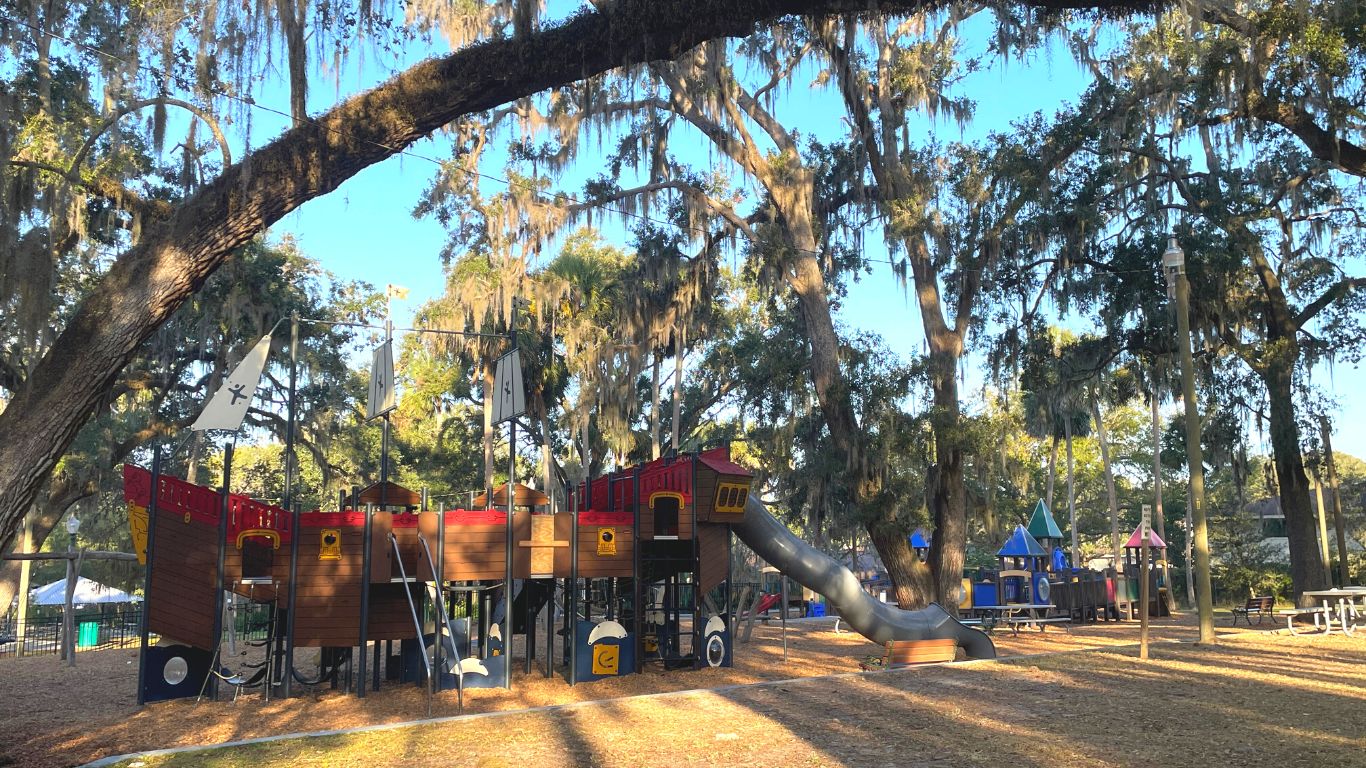 Gilbert Park Life in Lake