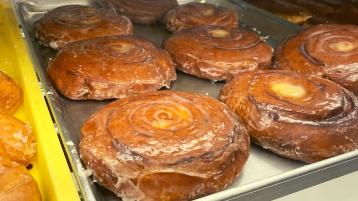 Kings Donuts and Deli of Mt Dora Life in Lake