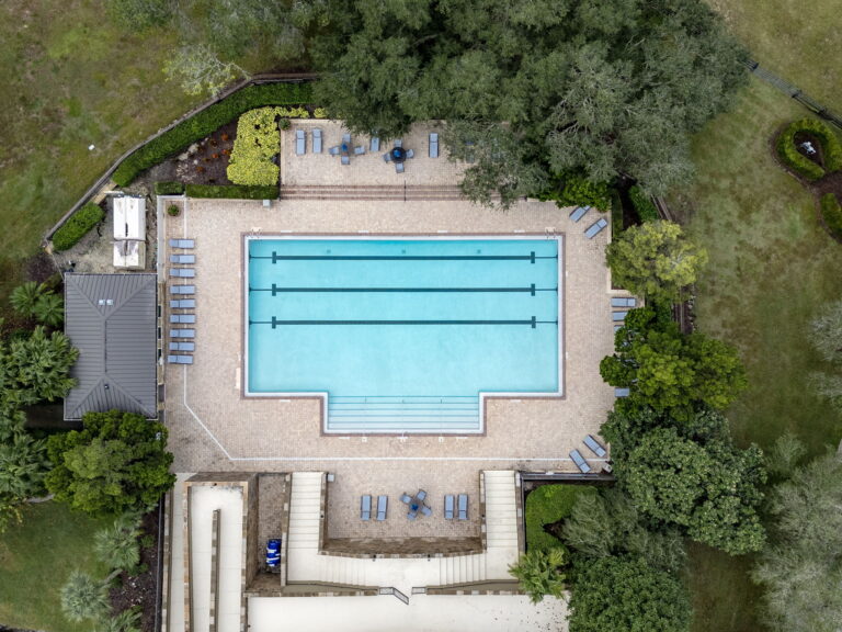 pool 768x576